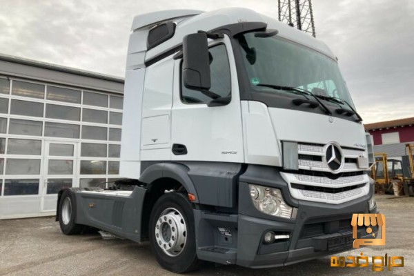 للبيع شاحنه مرسيدس بسعر حصرى