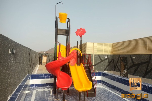 زحاليق مائيه العاب مائية