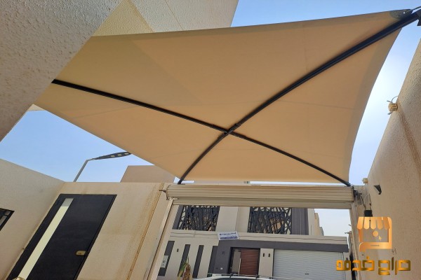 مظلات وسواتر