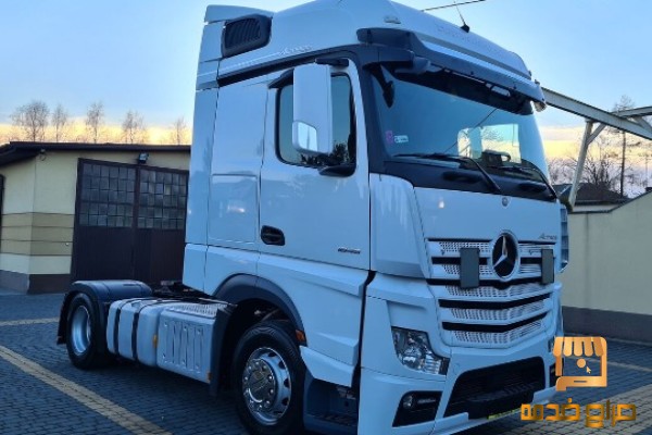 شاحنة مرسيدس اكتروس اشبه بالجديد