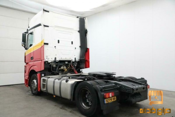 شاحنه مرسيدس للبيع بجودة عالية