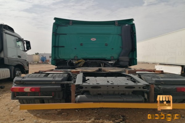 للبيع الفورى شاحنات مرسيدس اكتروس
